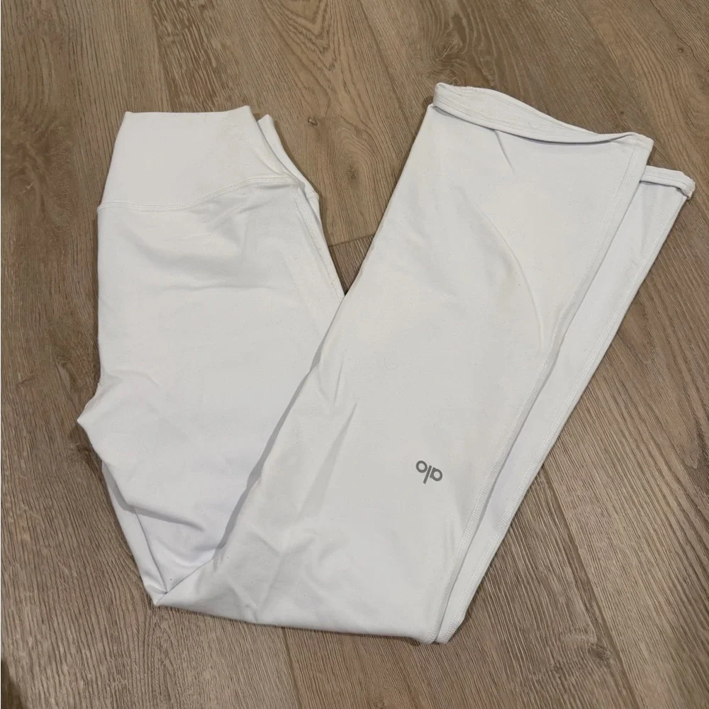 Alo Yoga Airbrush High Waist White 7/8 Bootcut Legging Size Small